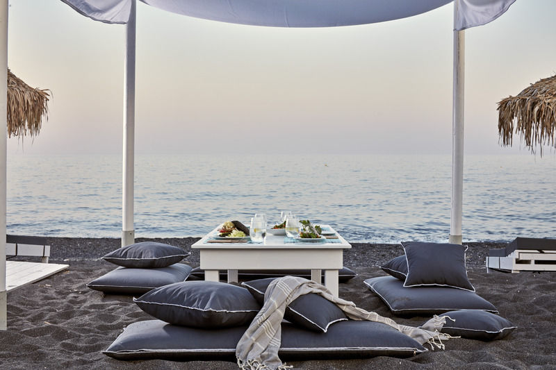 Boho Suites Santorini Perivolos  Bagian luar foto